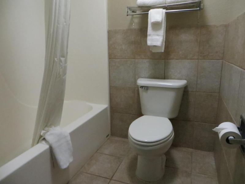 Hotel Super 8 Davenport Zewnętrze zdjęcie