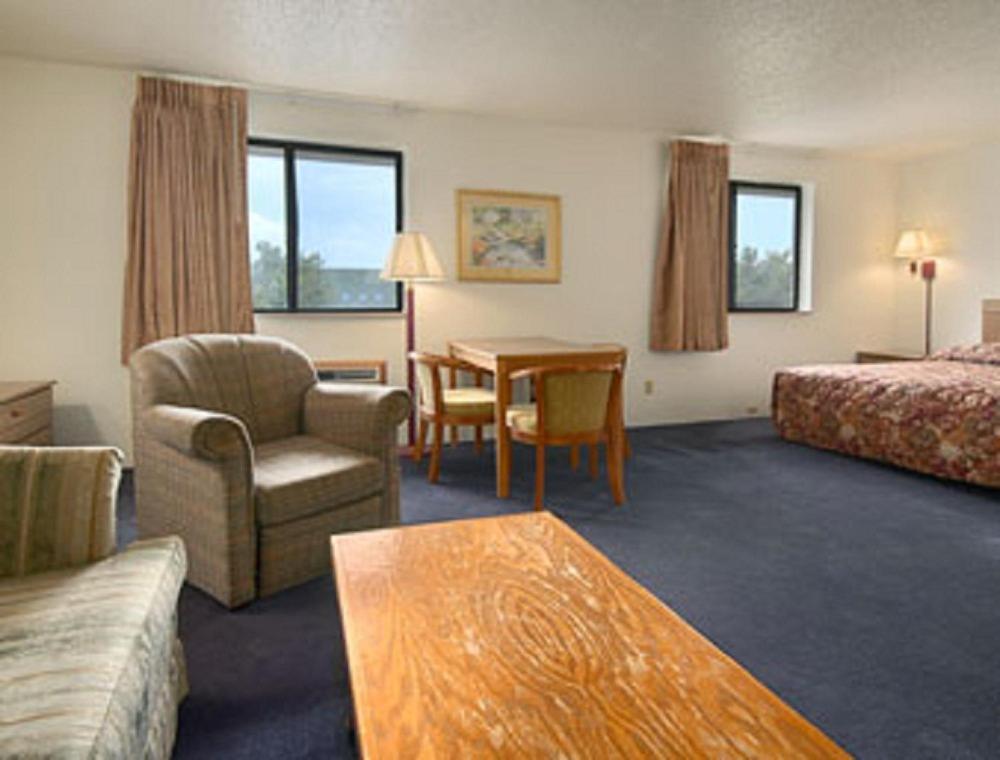 Hotel Super 8 Davenport Pokój zdjęcie